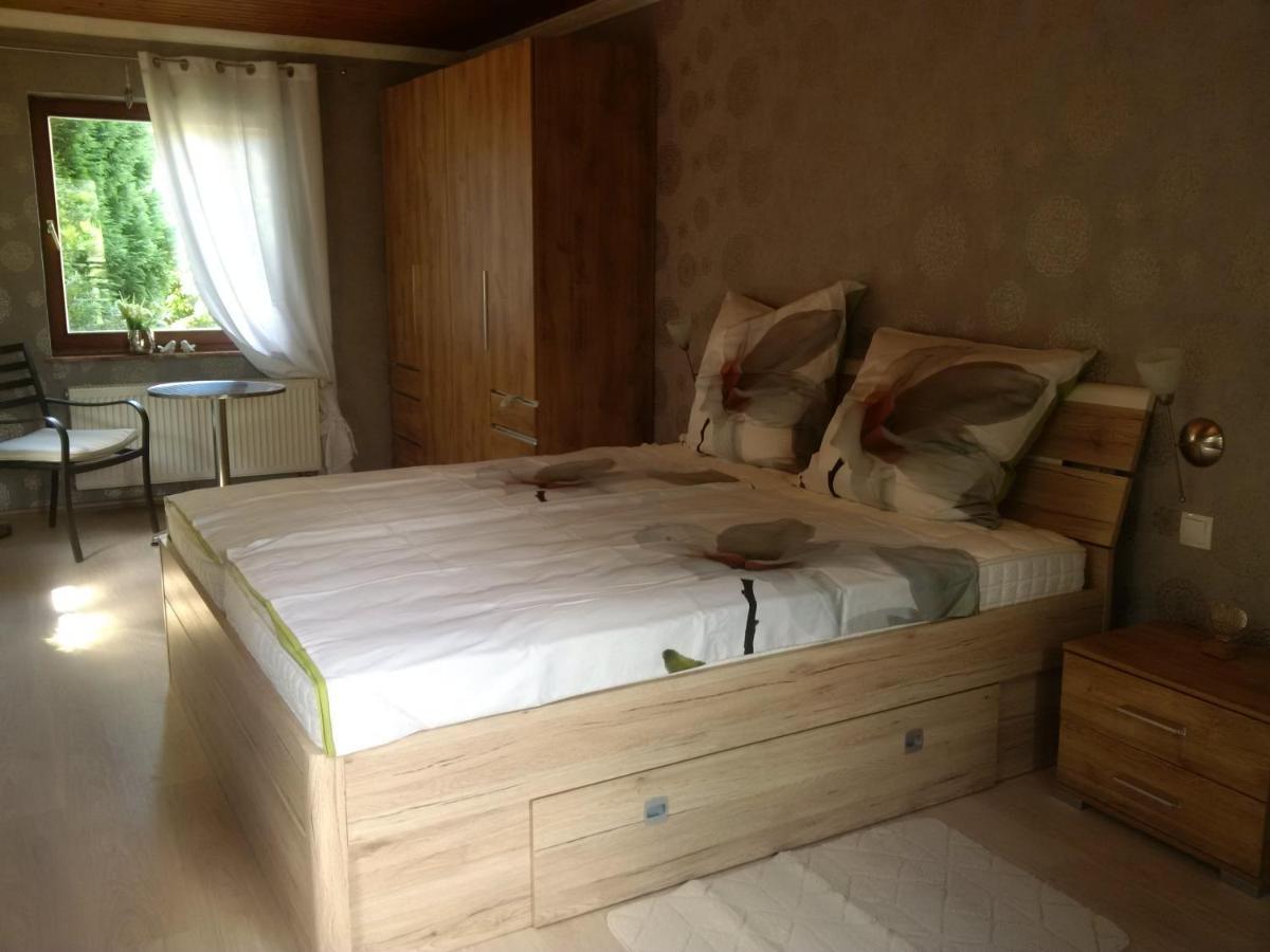 Haus Bergrose Apartment Busenborn ภายนอก รูปภาพ